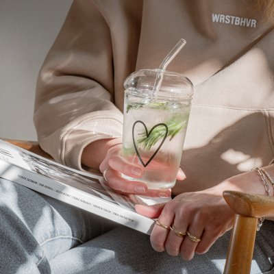 Zoom bild av Glas med glaslock